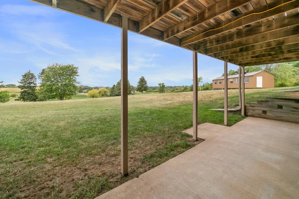 671 Kinney Road Hudson, WI 54016