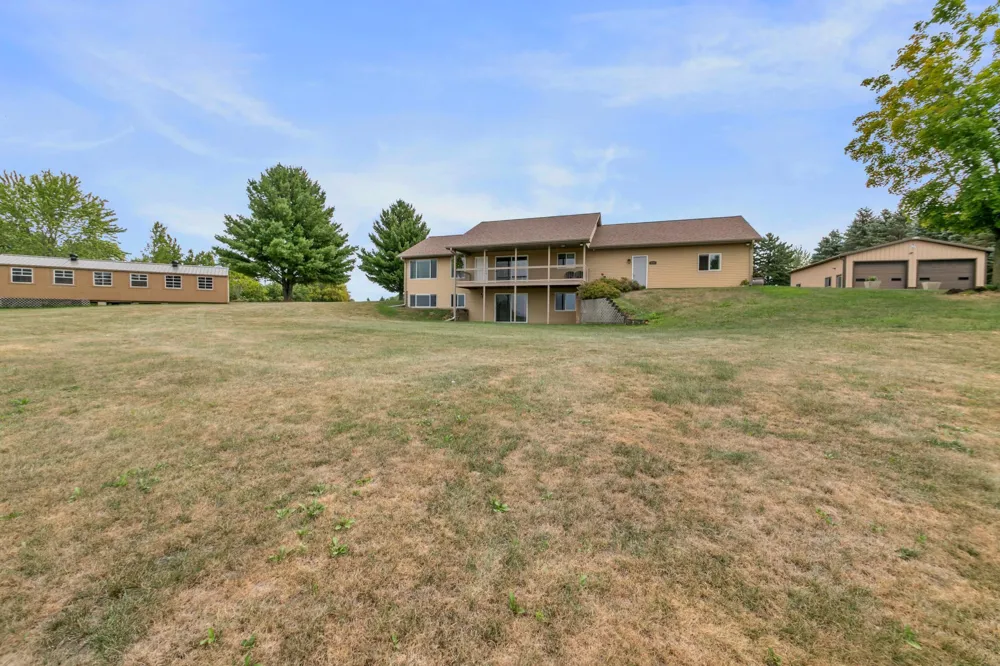 671 Kinney Road Hudson, WI 54016