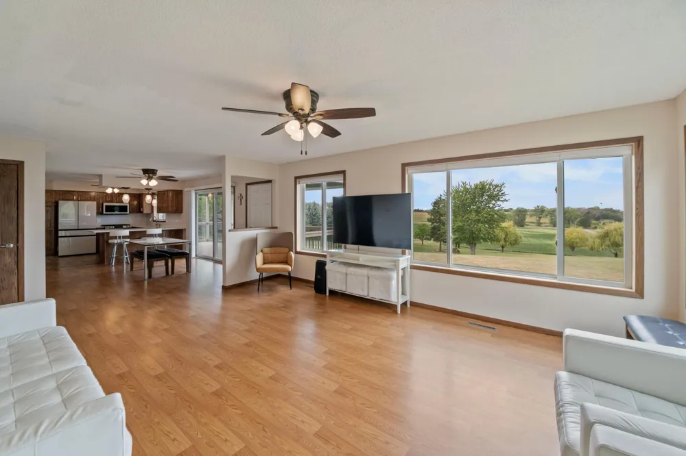 671 Kinney Road Hudson, WI 54016