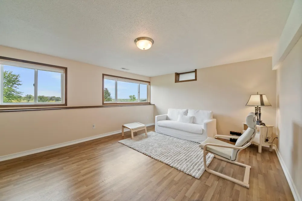 671 Kinney Road Hudson, WI 54016
