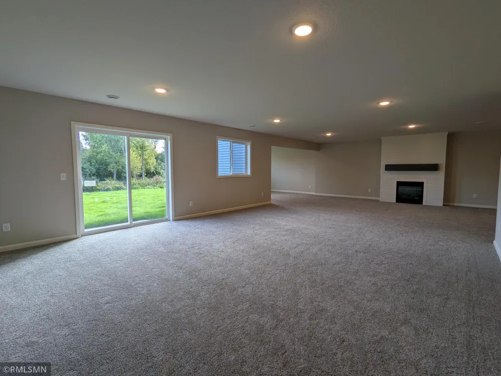 1670 Meadows Drive NE East Bethel, MN 55011