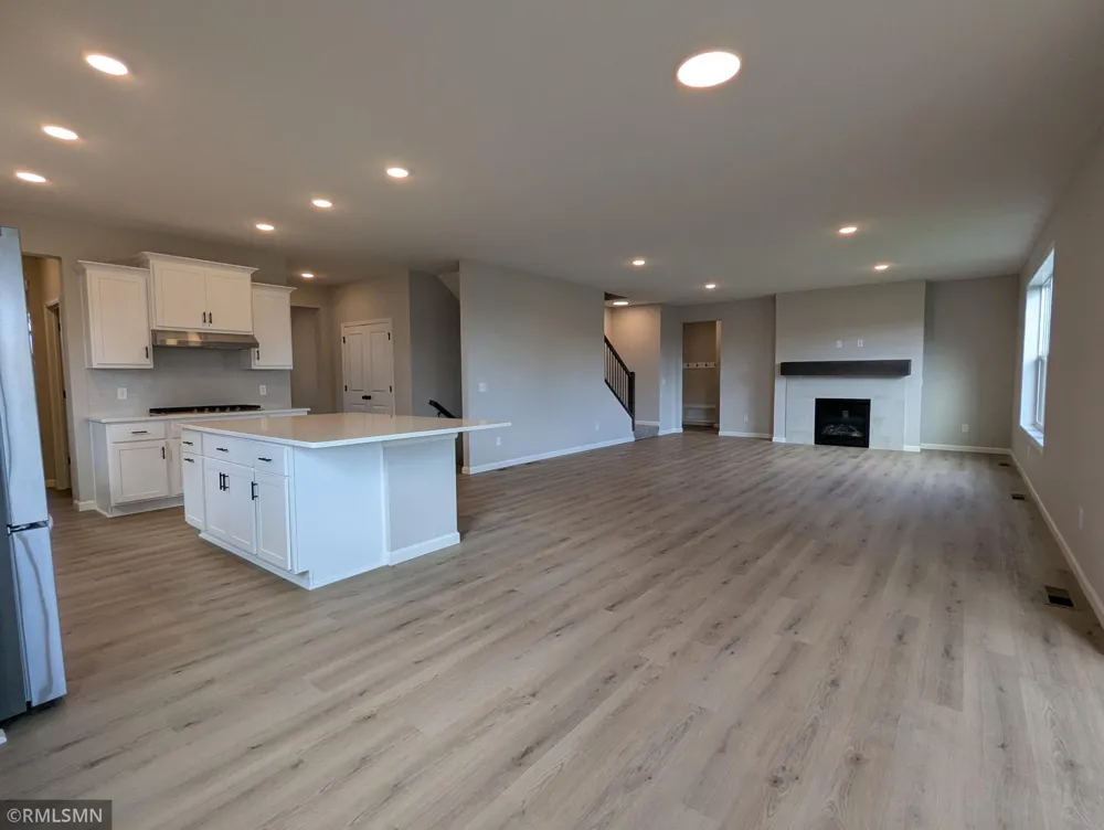 1670 Meadows Drive NE East Bethel, MN 55011