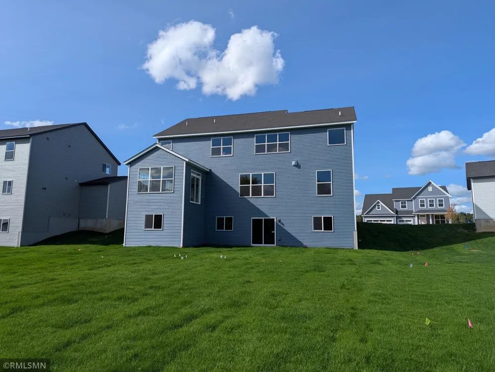 1670 Meadows Drive NE East Bethel, MN 55011