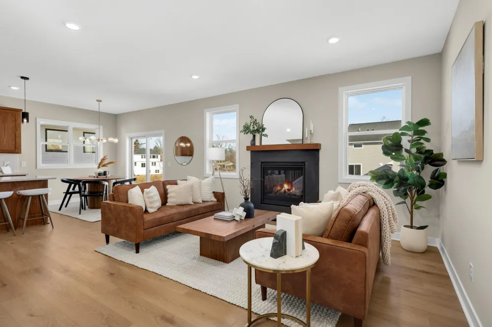 2164 Eustis Roseville, MN 55113