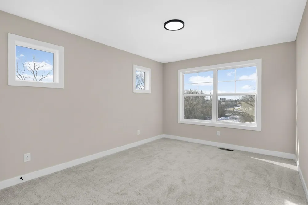 2164 Eustis Roseville, MN 55113