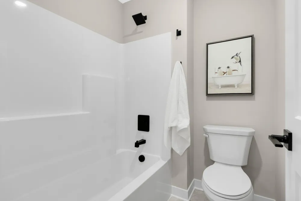 2164 Eustis Roseville, MN 55113