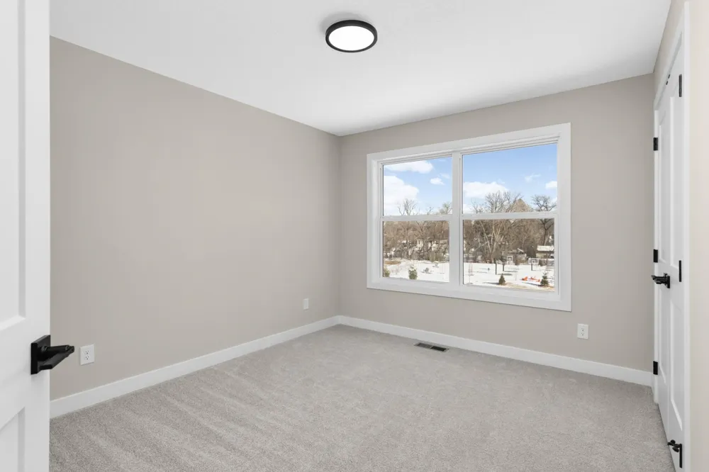2164 Eustis Roseville, MN 55113