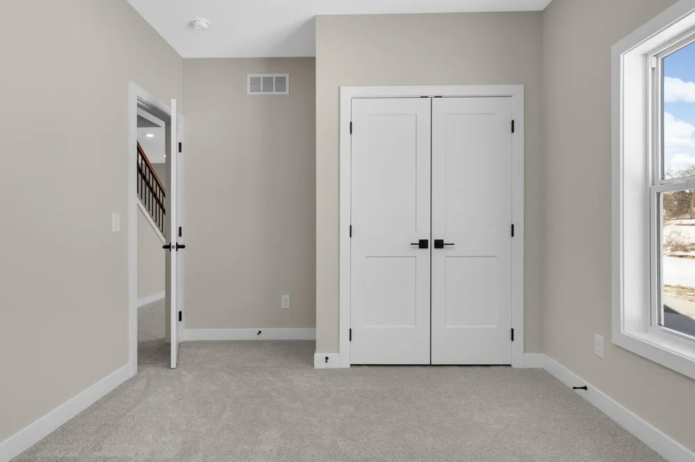 2164 Eustis Roseville, MN 55113