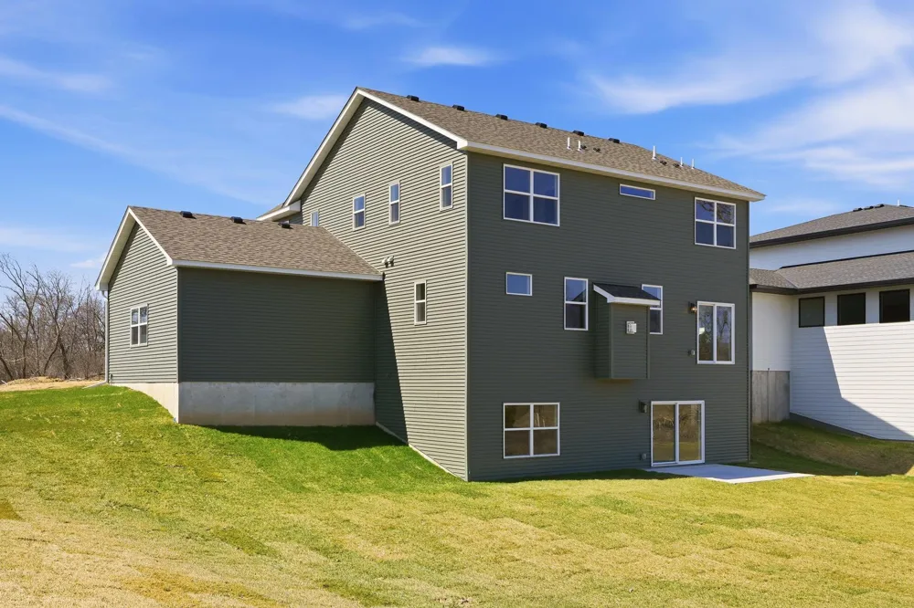 2164 Eustis Roseville, MN 55113