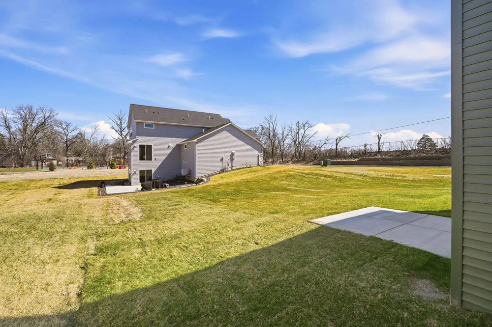 2164 Eustis Roseville, MN 55113