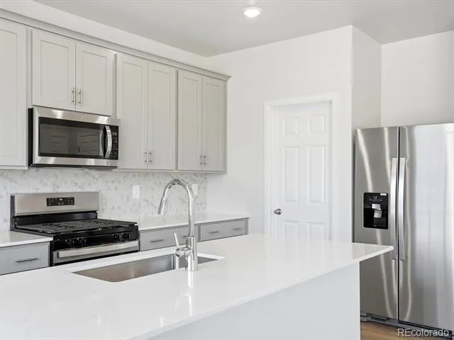 4621 Sunsplash Way Johnstown, CO 80534