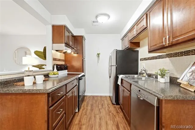 1496 S Pierson Street #106 Lakewood, CO 80232