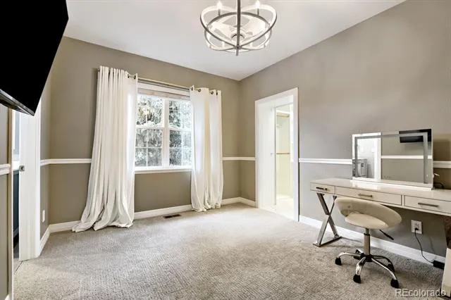 9368 S Silent Hills Drive Lone Tree, CO 80124