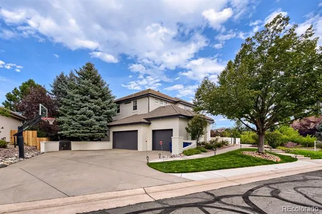 9368 S Silent Hills Drive Lone Tree, CO 80124
