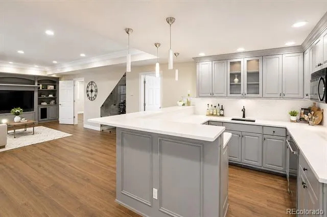 9368 S Silent Hills Drive Lone Tree, CO 80124
