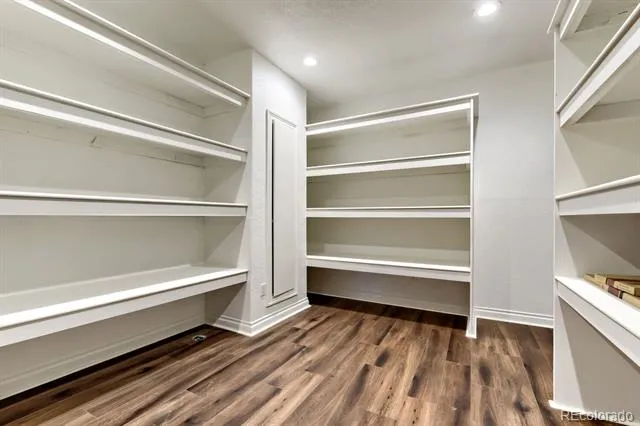9368 S Silent Hills Drive Lone Tree, CO 80124