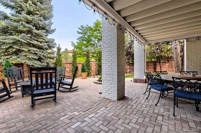 9368 S Silent Hills Drive Lone Tree, CO 80124
