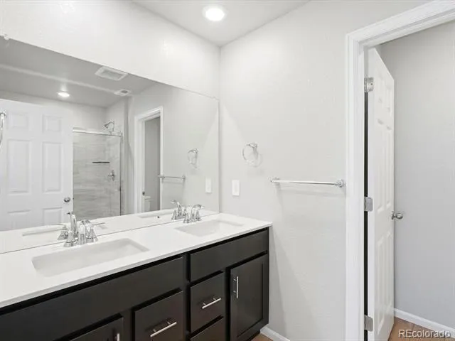 2197 E 164th Avenue Thornton, CO 80602