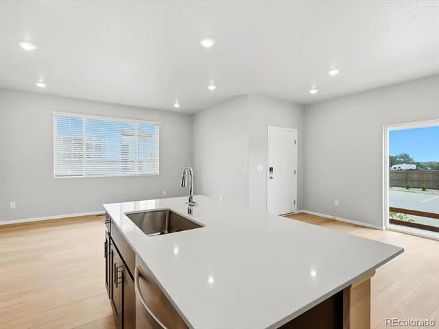 2197 E 164th Avenue Thornton, CO 80602