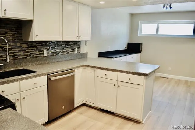 7629 S Monaco Way Centennial, CO 80112