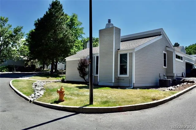 7629 S Monaco Way Centennial, CO 80112
