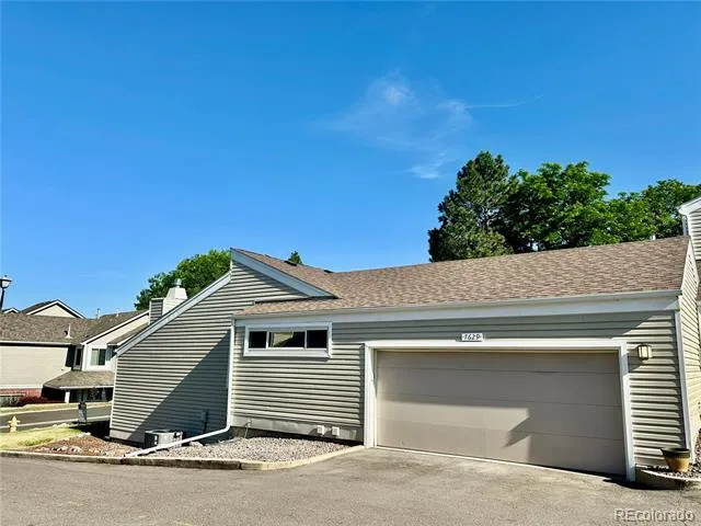 7629 S Monaco Way Centennial, CO 80112