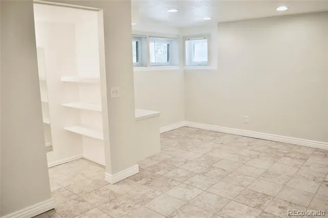 7629 S Monaco Way Centennial, CO 80112