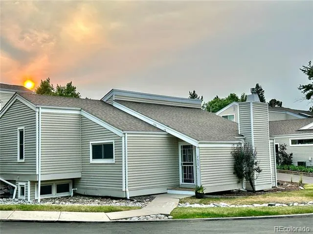 7629 S Monaco Way Centennial, CO 80112