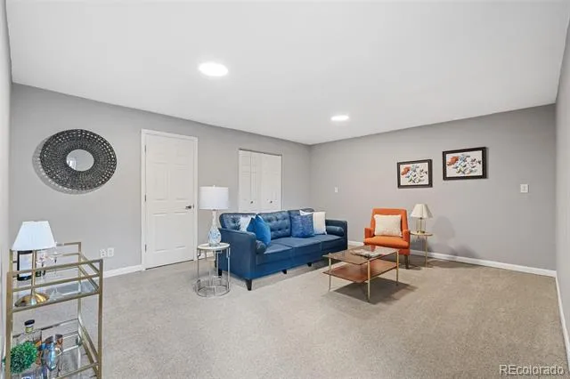 6450 W 44th ##8 Place Wheat Ridge, CO 80033