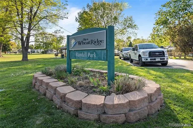 6450 W 44th ##8 Place Wheat Ridge, CO 80033