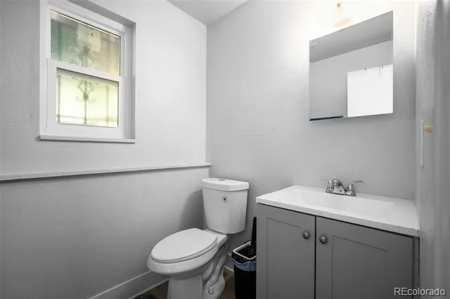 1501 S Dawson Street Aurora, CO 80012