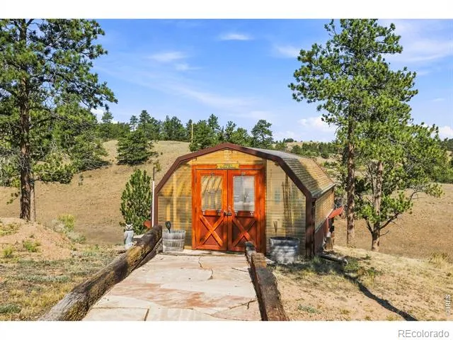 557 Red Bluff Road Livermore, CO 80536