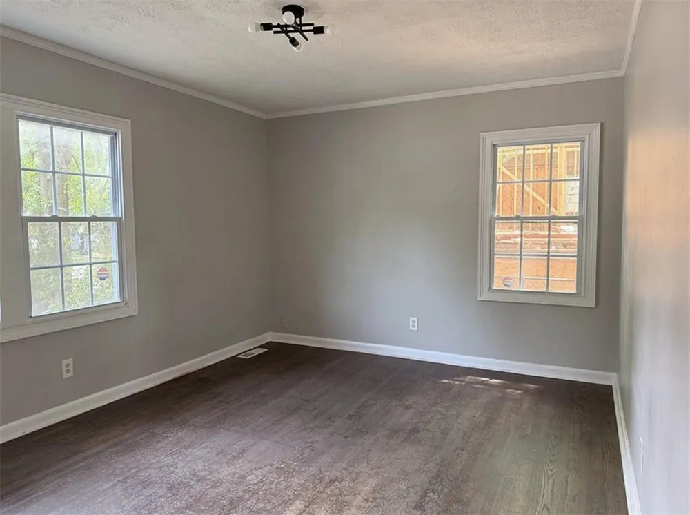 1328 Womack East Point, GA 30344