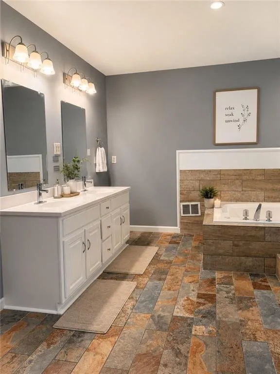 3728 Spring Leaf Lane Acworth, GA 30101