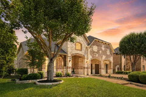1140 Broken Bend Drive
