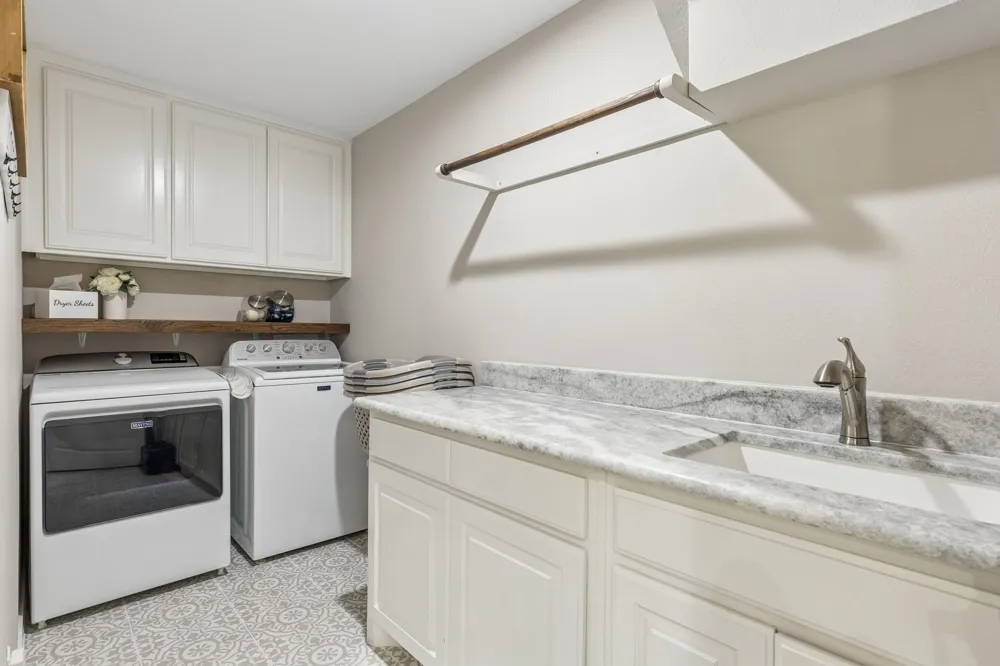 115 Rim Rock Road Aledo, TX 76008