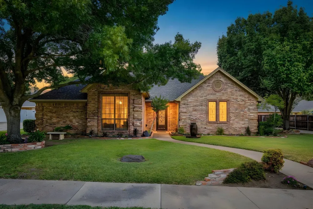 990 Oak Ridge Drive Keller, TX 76248