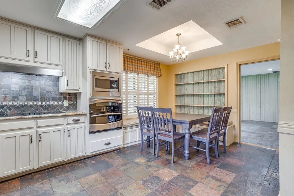 990 Oak Ridge Drive Keller, TX 76248