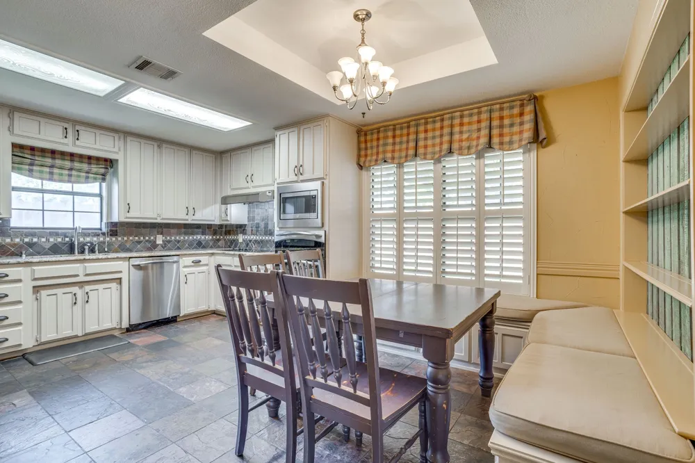 990 Oak Ridge Drive Keller, TX 76248