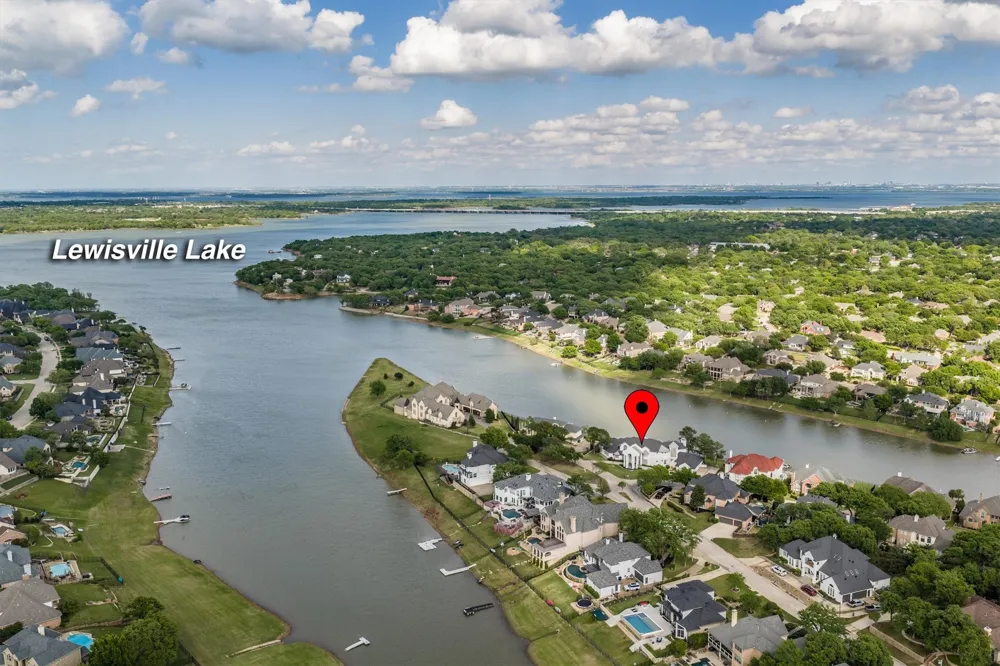 656 Timbercrest Circle Highland Village, TX 75077
