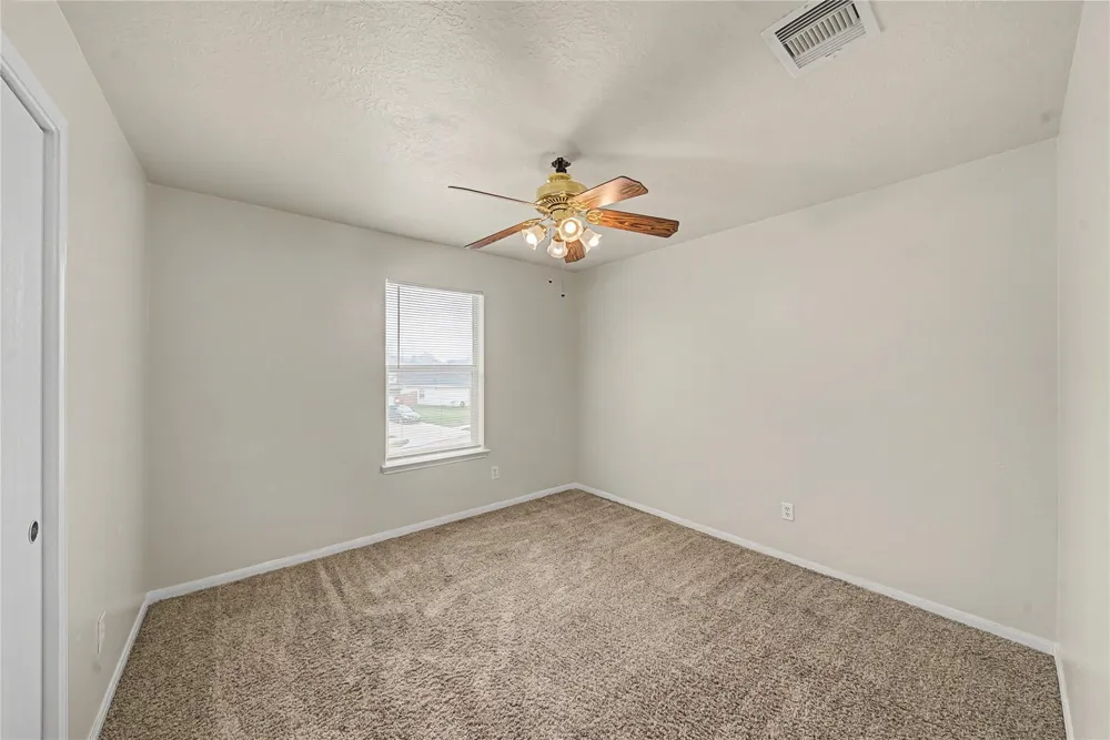 1111 Auburn View Lane Fresno, TX 77545