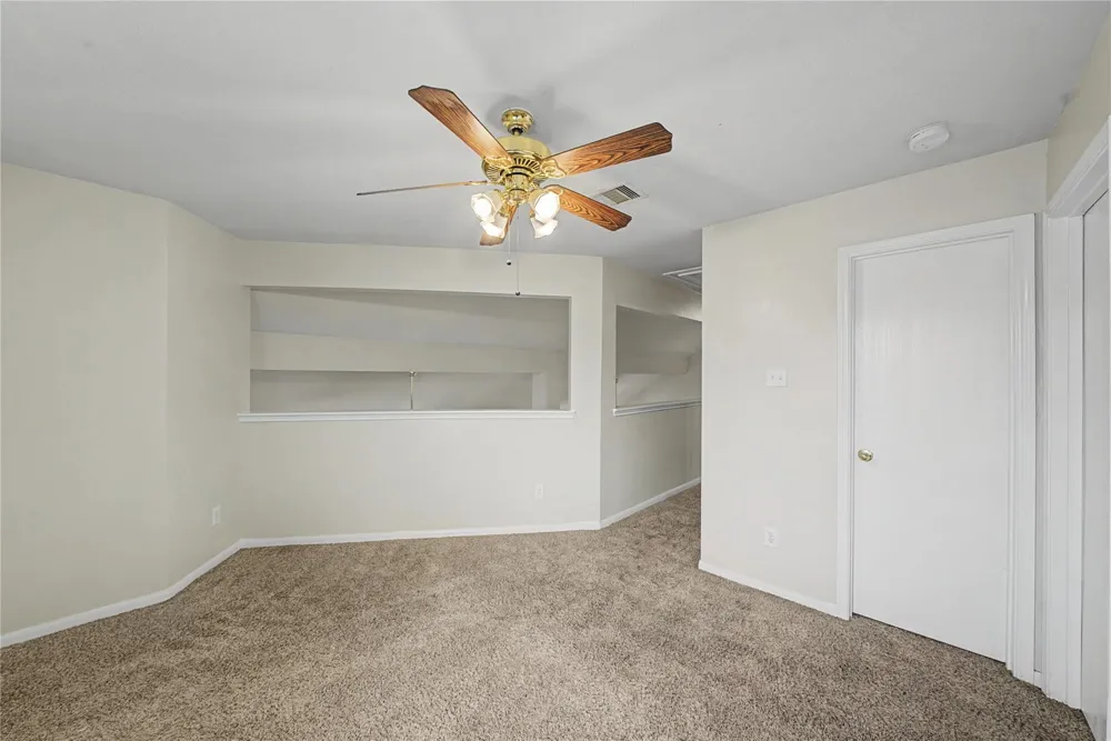1111 Auburn View Lane Fresno, TX 77545