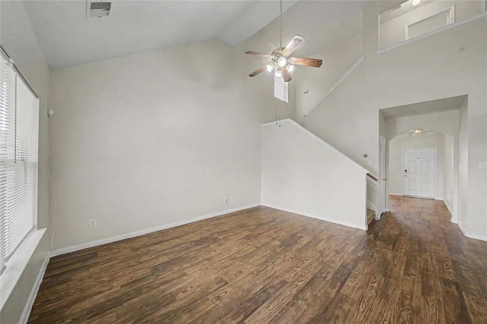 1111 Auburn View Lane Fresno, TX 77545