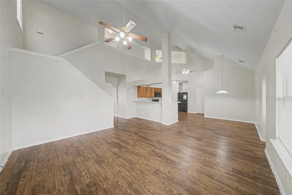 1111 Auburn View Lane Fresno, TX 77545