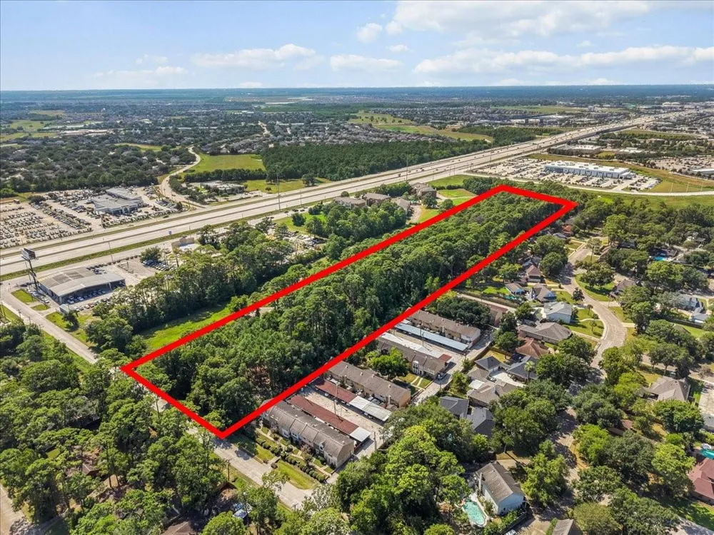 405 Sunset Drive Dickinson, TX 77539