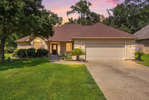 156 April Waters Drive W
