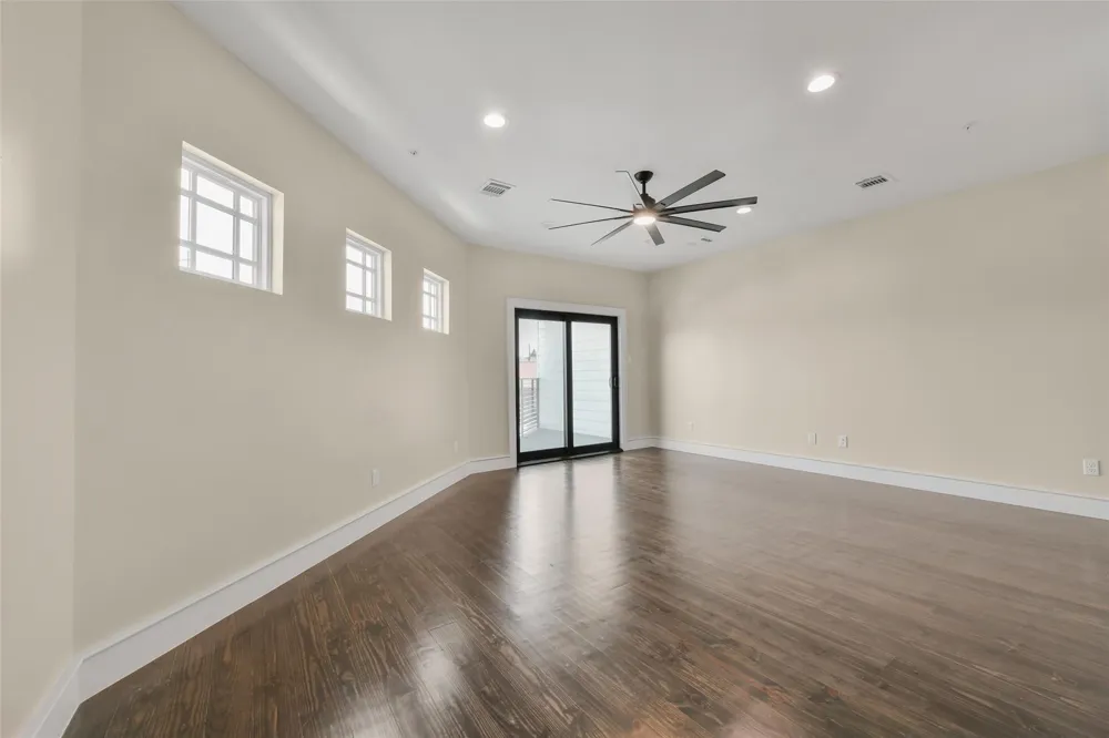 1716 23rd Street #B Galveston, TX 77550