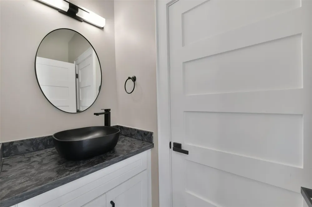 1716 23rd Street #B Galveston, TX 77550