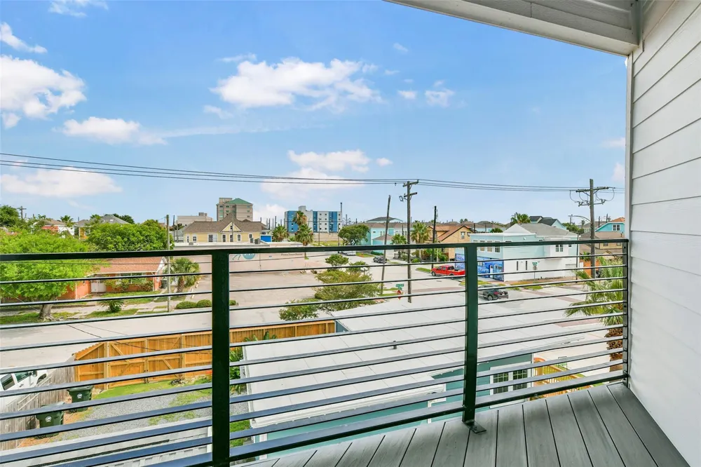 1716 23rd Street #B Galveston, TX 77550