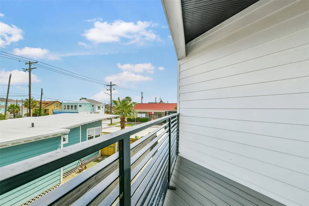 1716 23rd Street #B Galveston, TX 77550